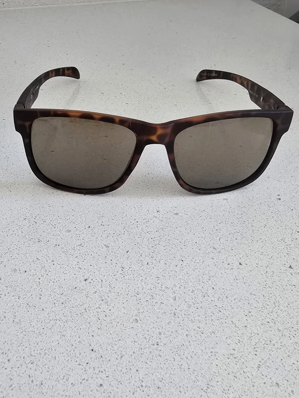 Foster Grant Tortoiseshell Rectangle Sunglasses with Brown Lenses
